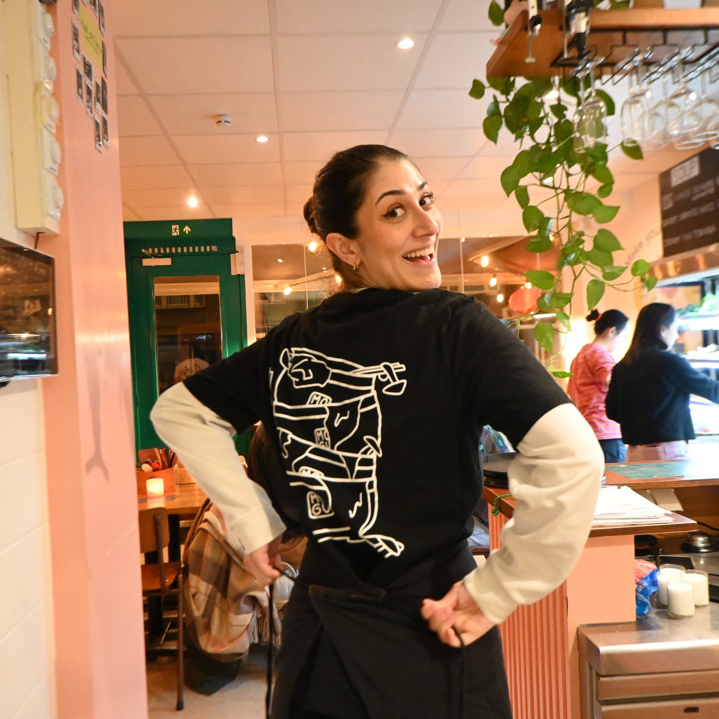 Rocking the dish pit - Black - MOGU Amsterdam